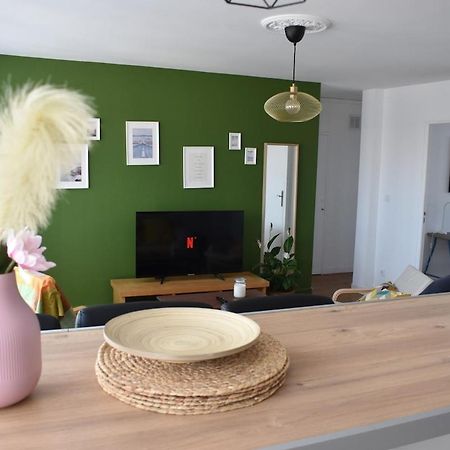 Appartement Lumineux 3 Chambres - Villeurbanne Gratte Ciel Kültér fotó