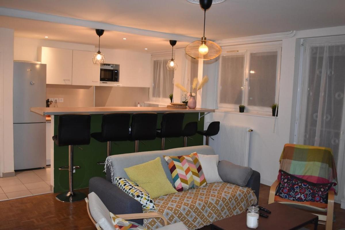 Appartement Lumineux 3 Chambres - Villeurbanne Gratte Ciel Kültér fotó