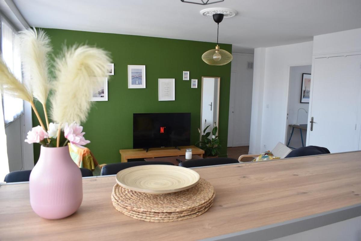 Appartement Lumineux 3 Chambres - Villeurbanne Gratte Ciel Kültér fotó