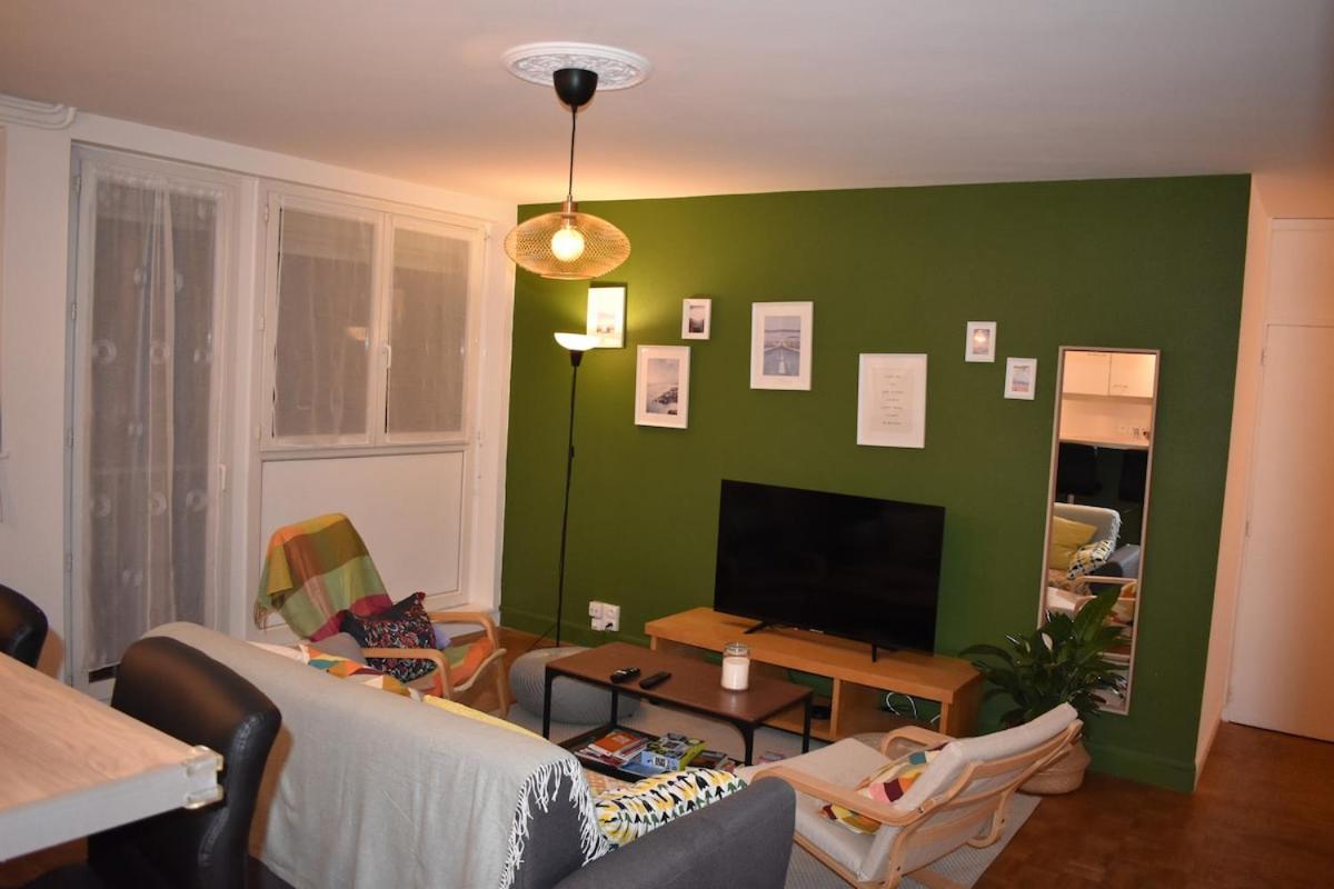 Appartement Lumineux 3 Chambres - Villeurbanne Gratte Ciel Kültér fotó